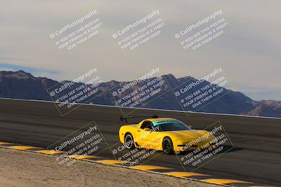 media/Jan-08-2023-SCCA SD (Sun) [[8f6a5b9391]]/Advanced Group/Session 1 (Bowl)/